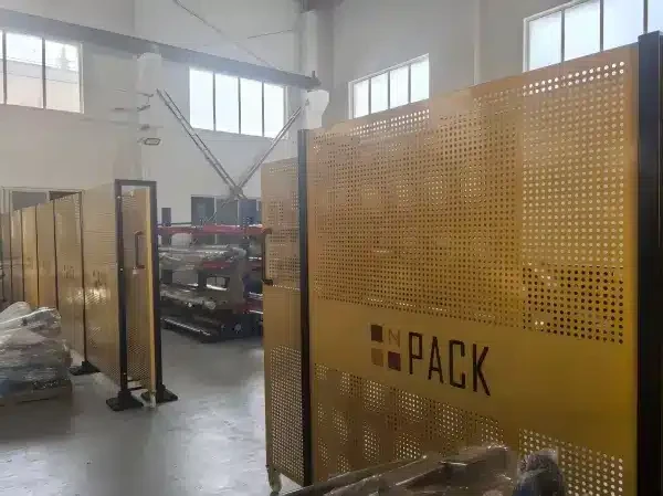 Fabbrica di confezioni-Cina Macchine Riempitrici di Liquidi Fornitore Principale Fabbrica di confezioni-Cina Macchine Riempitrici di Liquidi Fornitore Principale